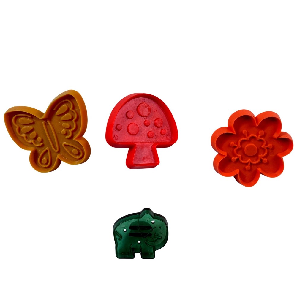 Grandmacore 70s Hallmark Mini Cookie Cutter Set Mushroom Butterfly Flower Fruit
